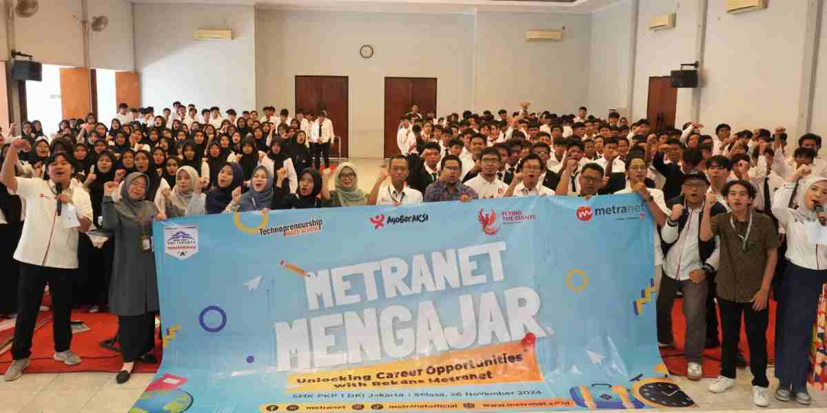 Metranet Mengajar: Dekatkan SMK dengan Dunia Industri